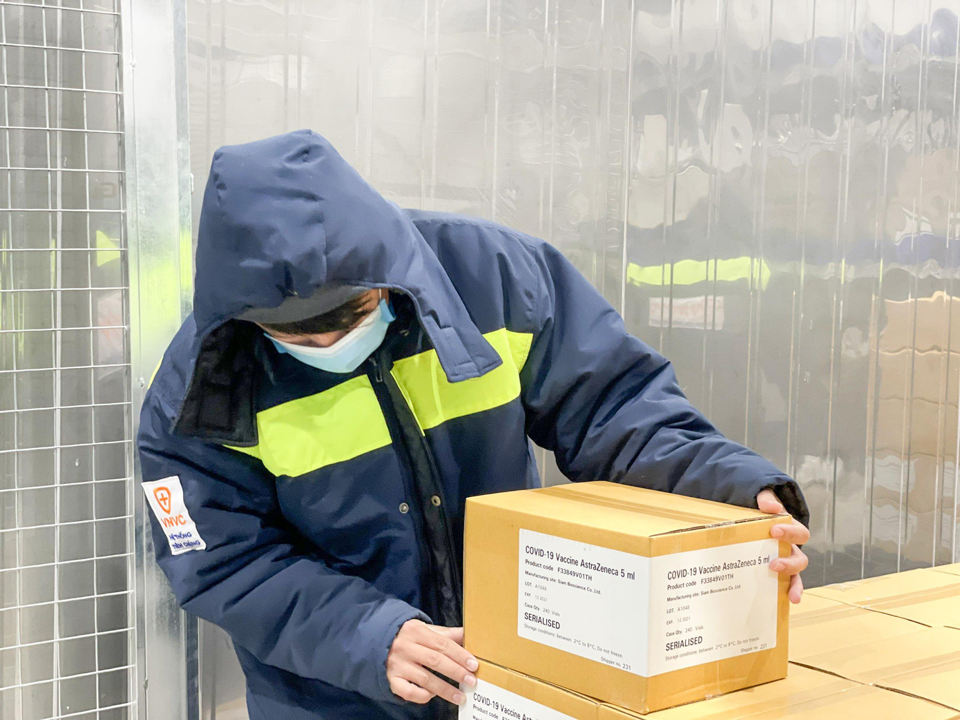 VNVC vừa bàn giao 1,1 triệu liều AstraZeneca cho Viện Pastuer TPHCM để phân bổ cho TPHCM và các tỉnh phía Nam