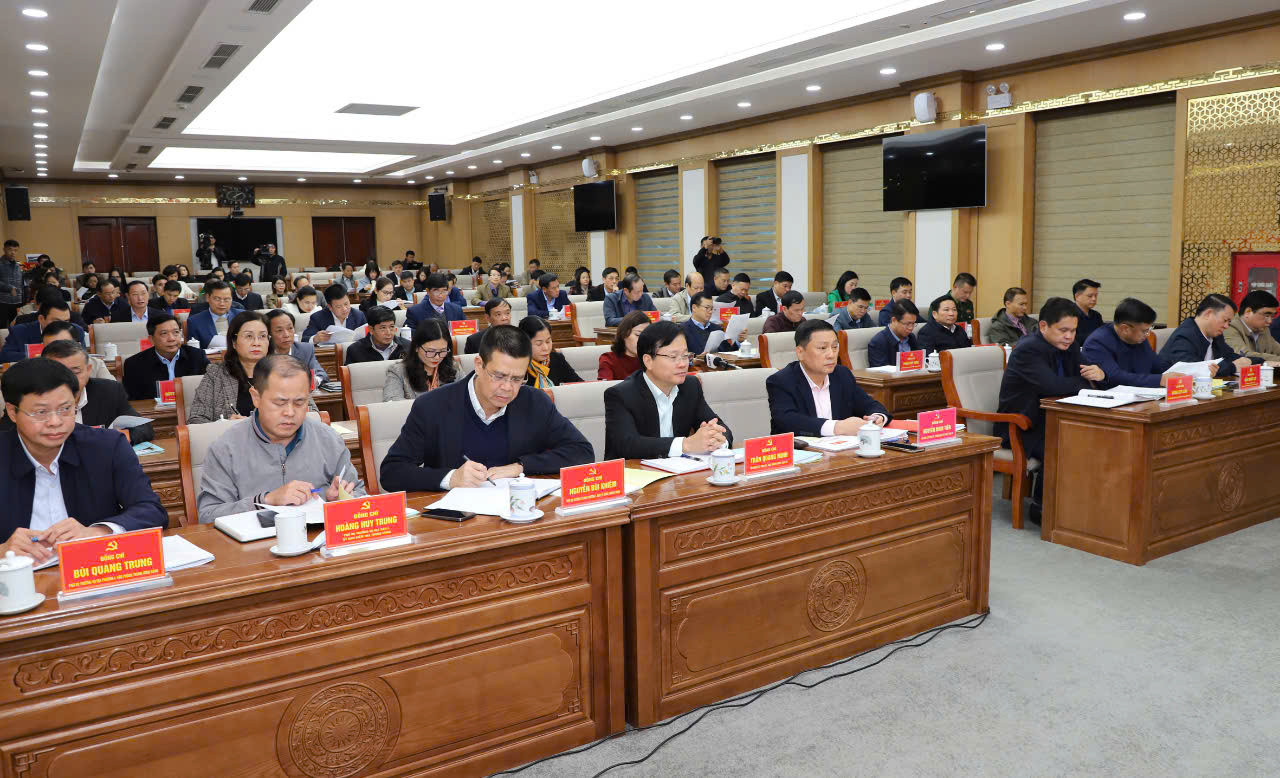 Quang cảnh hội nghị. Quang cảnh hội nghị.