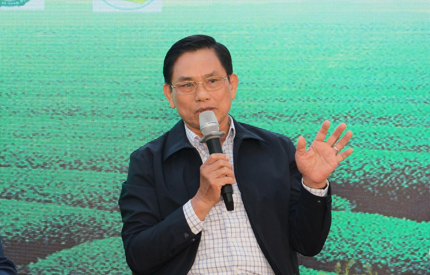 Ông Hoàng Vĩnh Long - Chủ tịch Hiệp hội chè Việt Nam - phát biểu tại diễn đàn.