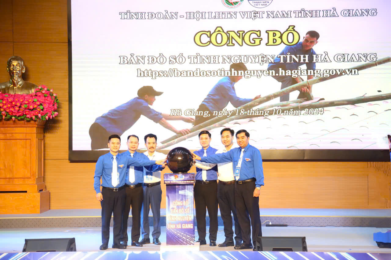 Tỉnh Đoàn - Hội LHTN Việt Nam tỉnh Hà Giang ra mắt Bản đồ số tình nguyện tỉnh Hà Giang. Tỉnh Đoàn - Hội LHTN Việt Nam tỉnh Hà Giang ra mắt Bản đồ số tình nguyện tỉnh Hà Giang.