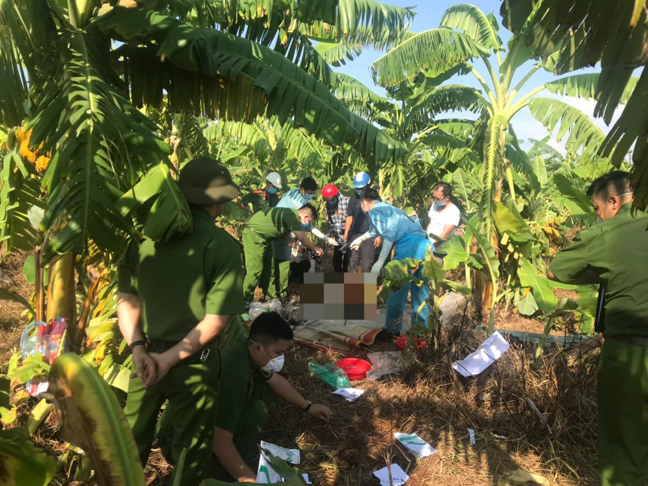 Nạn nhân thứ 2 vụ sập cầu Phong Châu được tìm thấy vào sáng 16/9.