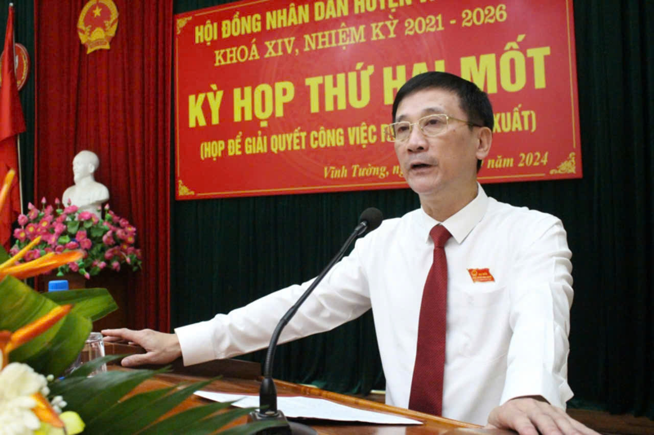 Ông Đàm Hữu Khanh - Phó Bí thư thường trực Huyện ủy giữ chức Chủ tịch UBND huyện Vĩnh Tường nhiệm kỳ 2021-2026.