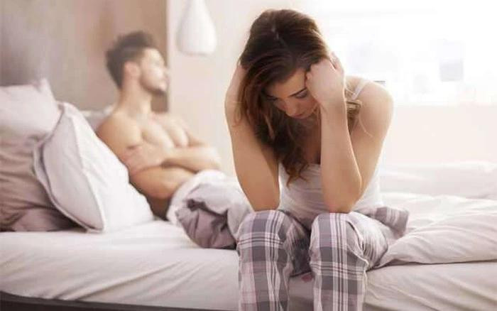 Nam giới nên chia sẻ thẳng thắn với bác sĩ và bạn đời để được hỗ trợ tốt nhất. Sức khỏe sinh lý là “gốc rễ” của hạnh phúc gia đình, đừng để tâm lý e ngại cản trở việc điều trị! Ảnh minh họa: Internet Nam giới nên chia sẻ thẳng thắn với bác sĩ và bạn đời để được hỗ trợ tốt nhất. Sức khỏe sinh lý là “gốc rễ” của hạnh phúc gia đình, đừng để tâm lý e ngại cản trở việc điều trị! Ảnh minh họa: Internet