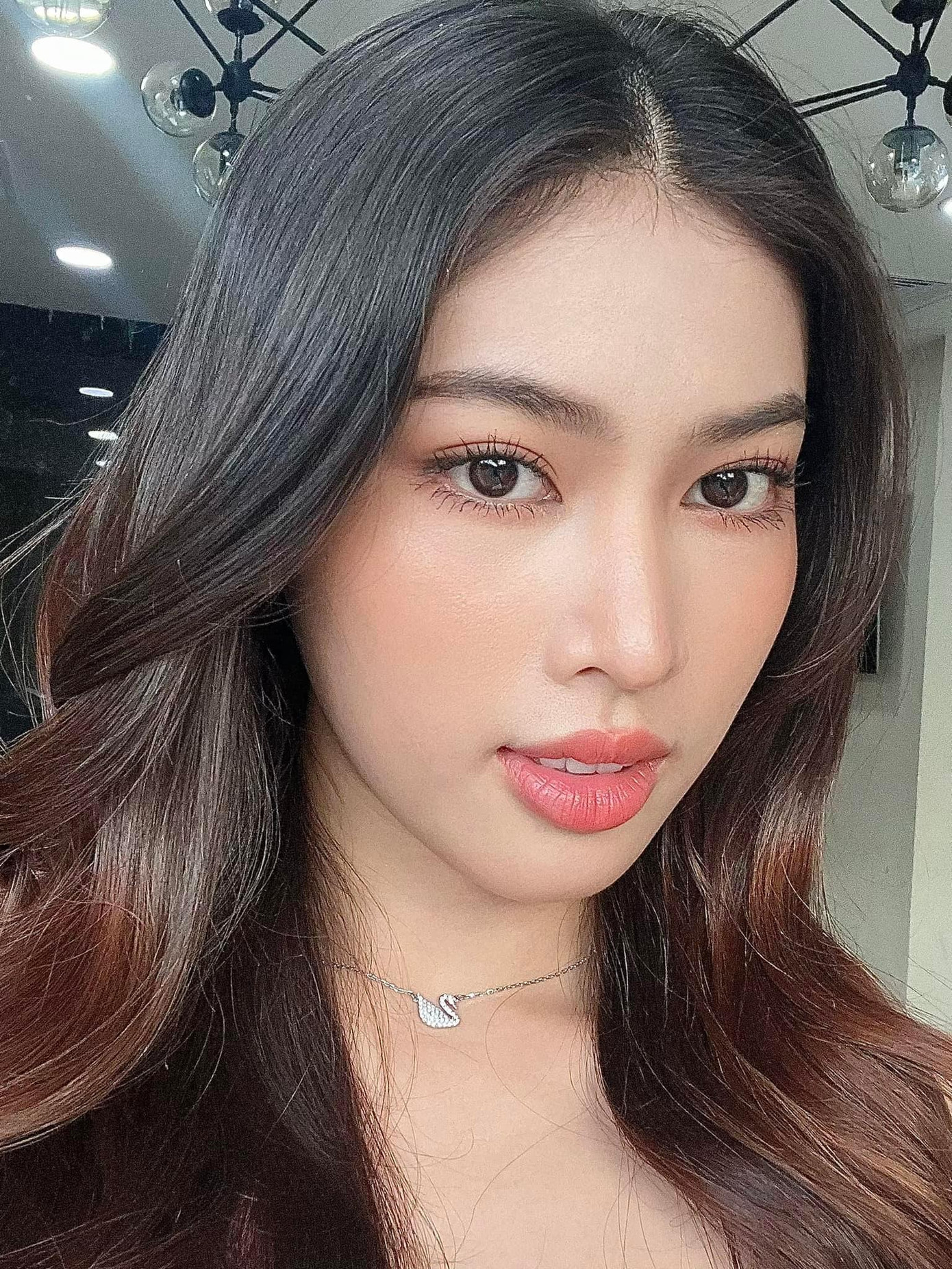 Á hậu Ngọc Thảo khoe nhan sắc ngày càng xinh đẹp, kiêu sa.