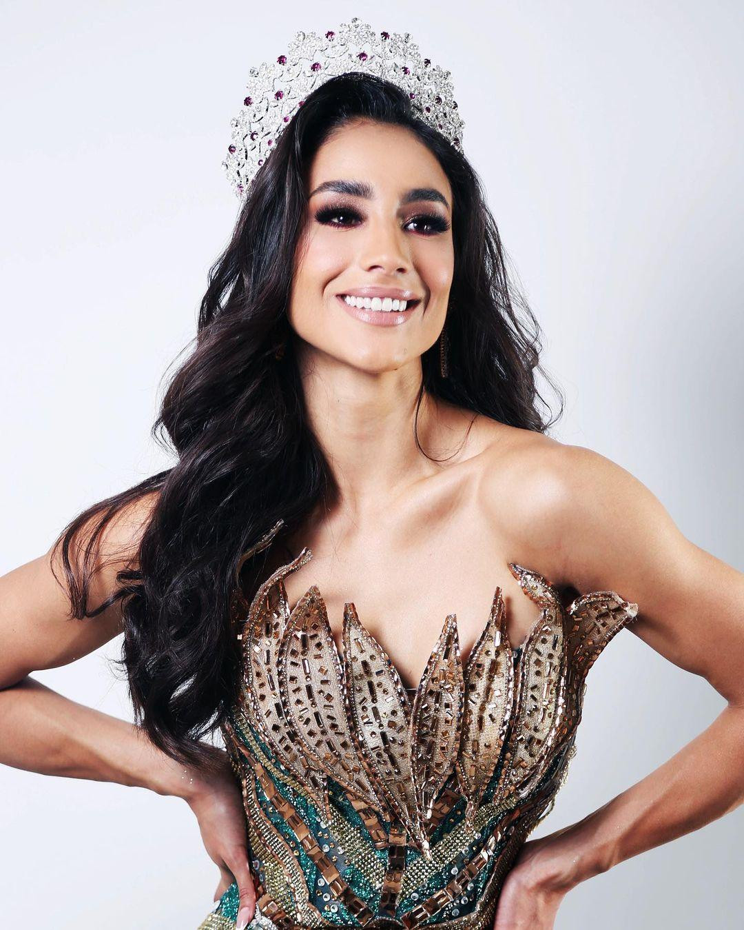 Tuy nhiên màn đăng quang của Irma Miranda nhanh chóng bị lu mờ vì scandal trao nhầm vương miện cho người đẹp giành danh hiệu Hoa hậu Quốc tế Mexico 2023.