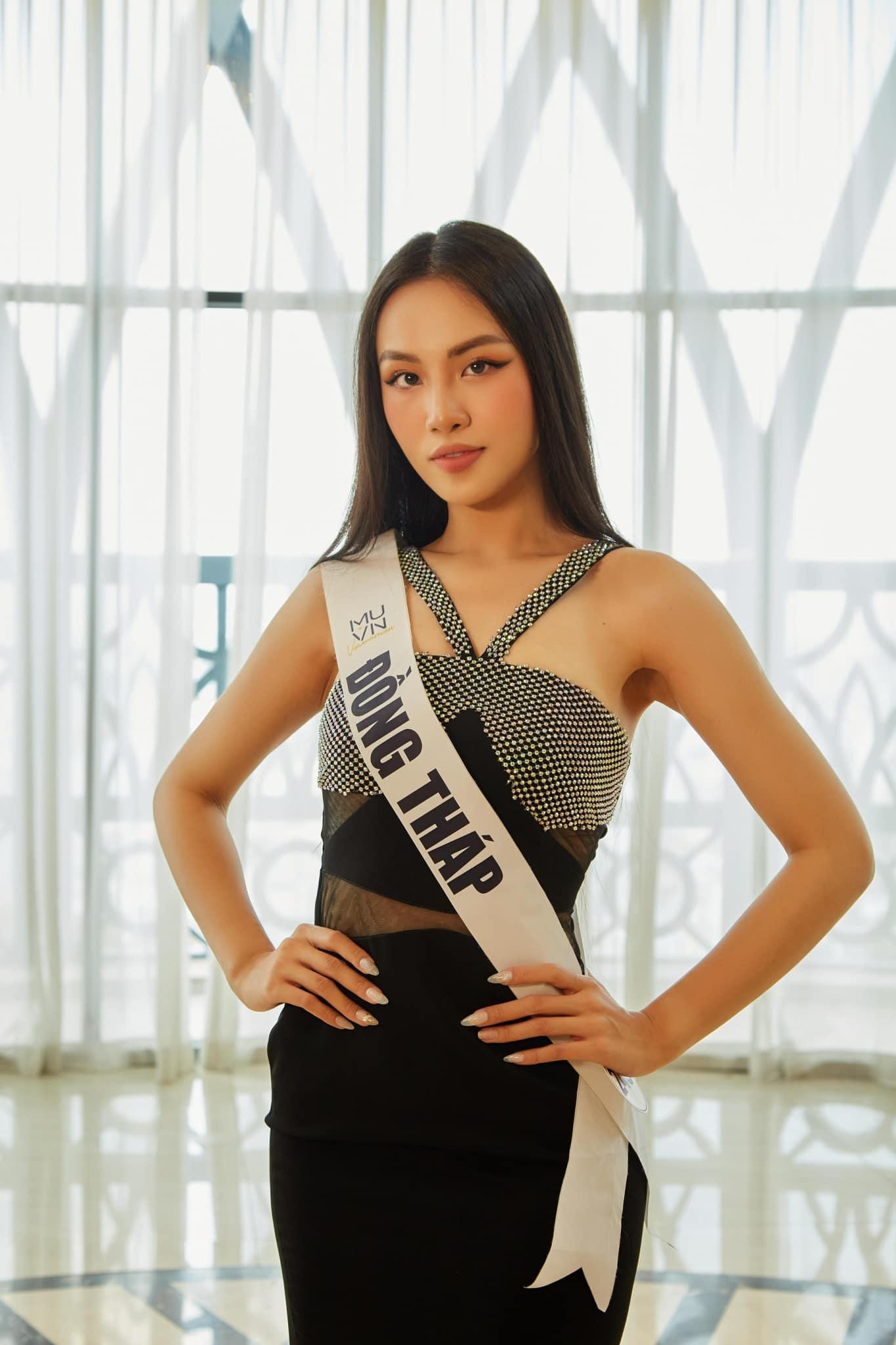 Sau khi nhận được sự khen ngợi của Hoa hậu Hoàn vũ Thái Lan Anchilee Scot-Kemmis, Thủy Tiên đã chia sẻ lại tin nhắn của Anchilee và viết lên trang cá nhân của mình rằng: “Tôi tự hào về những gì mình đang có và sẽ không ngừng cố gắng để trở thành một phiên bản tốt hơn. Đồng thời, tất cả cô gái trên thế giới này đều xứng đáng được yêu thương và được trân trọng vẻ đẹp bên trong mình”.