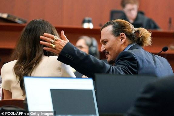 Luật sư của Depp cho rằng anh kiện vợ cũ không phải vì tiền bạc. Ảnh: Getty.