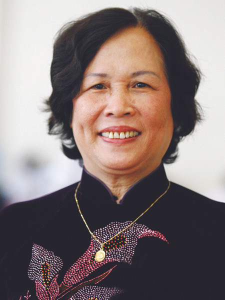 Bộ trưởng LĐTB&XH Phạm Thị Hải Chuyền (59 tuổi), quê Bắc Giang, kỹ sư (kinh tế nông nghiệp), Ủy viên Trung ương Đảng. Bộ trưởng LĐTB&XH Phạm Thị Hải Chuyền (59 tuổi), quê Bắc Giang, kỹ sư (kinh tế nông nghiệp), Ủy viên Trung ương Đảng