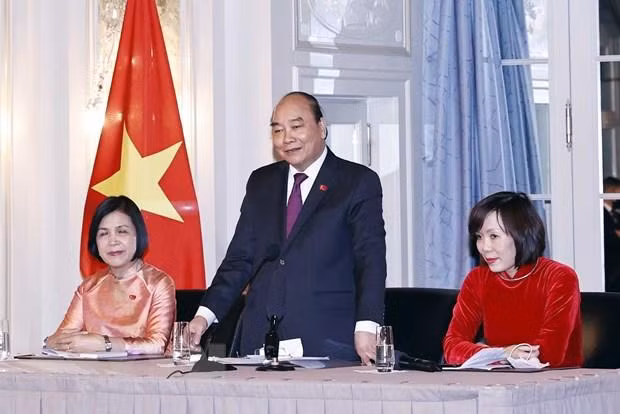 Chủ tịch nước Nguyễn Xuân Phúc phát biểu. (Ảnh: Thống Nhất/TTXVN) Chủ tịch nước Nguyễn Xuân Phúc phát biểu. (Ảnh: Thống Nhất/TTXVN)