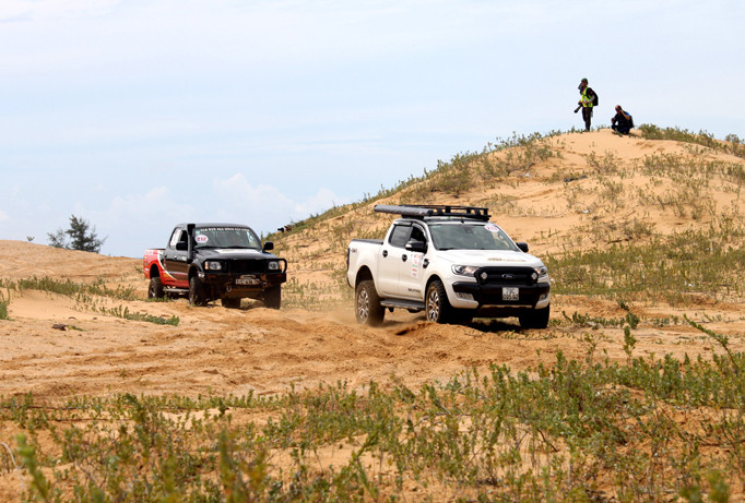 Video cận cảnh những pha vượt địa hình tại VOC 2019 ảnh 3