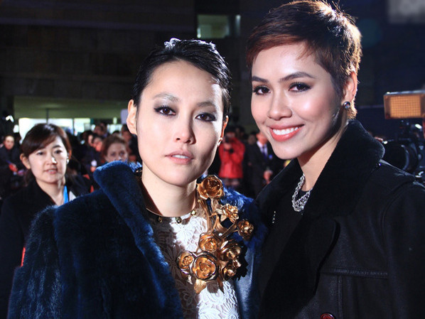 Hoàng My phỏng vấn nữ diễn viên Rinko Kikuchi, người từng đóng vai Naoko trong phim 