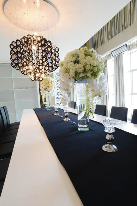 Chiếc bàn ăn xa hoa của các thí sinh