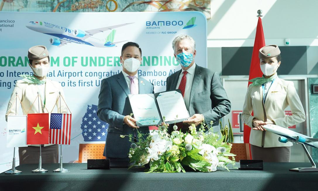 Bản ghi nhớ hợp tác được ký kết hướng tới mục tiêu thúc đẩy kết nối hai thị trường hàng không cũng như hai quốc gia, Việt Nam và Mỹ, thông qua đường bay thẳng thương mại. Bản ghi nhớ hợp tác được ký kết hướng tới mục tiêu thúc đẩy kết nối hai thị trường hàng không cũng như hai quốc gia, Việt Nam và Mỹ, thông qua đường bay thẳng thương mại.