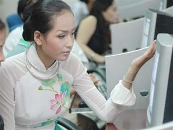 TPO giao lưu trực tuyến với Hoa hậu Việt Nam 2006 Mai Phương Thúy