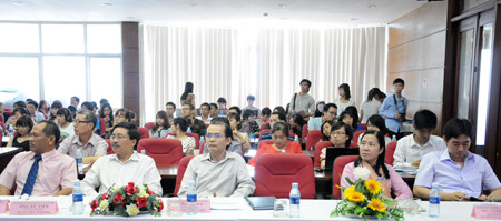 Các đại biểu tham dự hội thảo