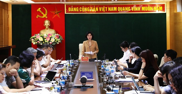 Phó Chủ tịch Thường trực HĐND thành phố Phùng Thị Hồng Hà phát biểu tại buổi giám sát