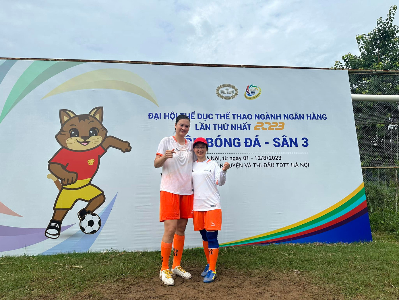 Kim Huệ sinh năm 1982, sở hữu chiều cao 1m81.