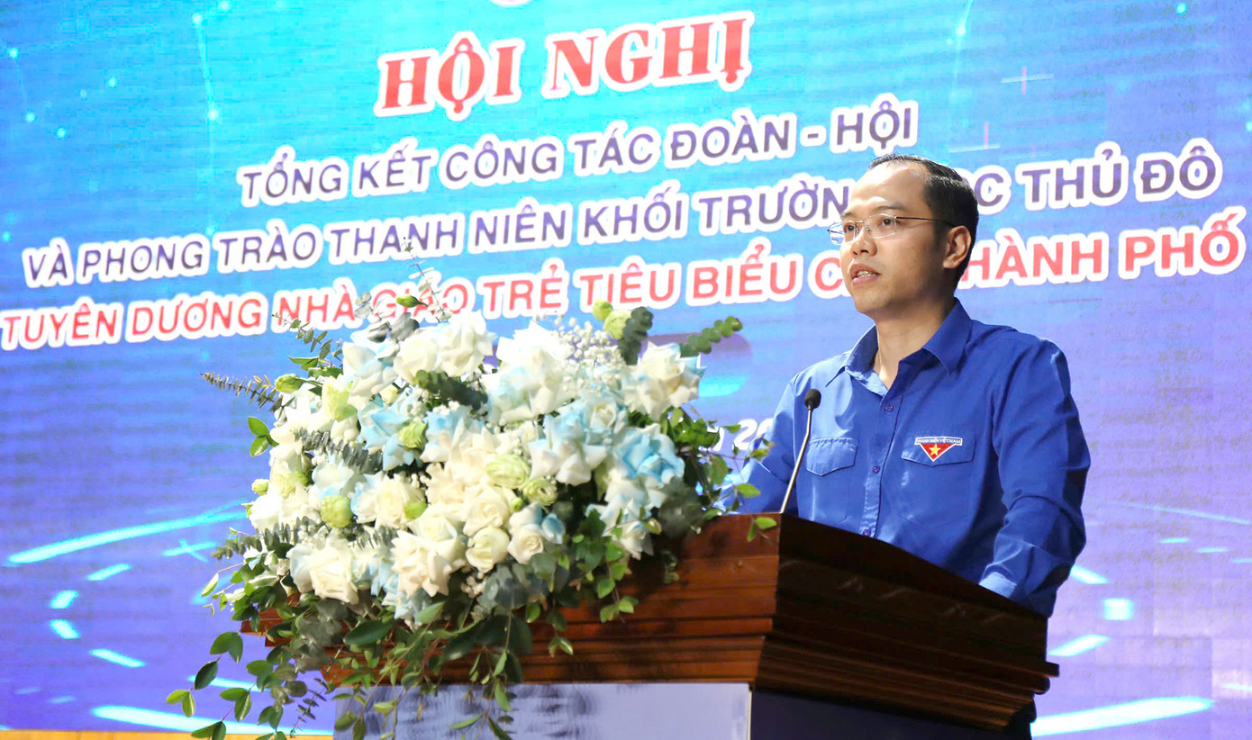 Anh Nguyễn Tiến Hưng phát biểu tại hội nghị. Ảnh: Vương Bảo Anh