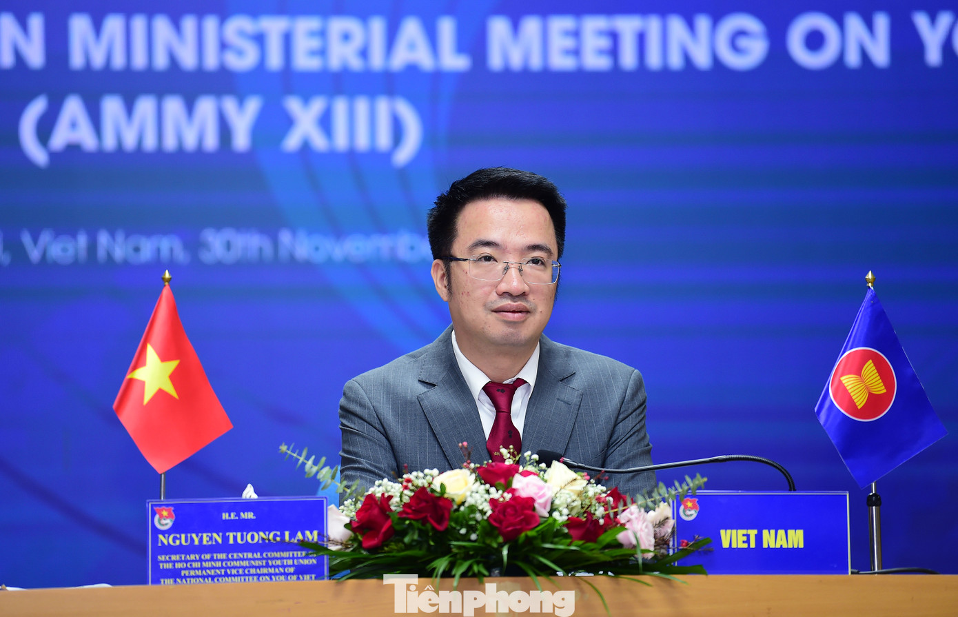 Anh Nguyễn Tường Lâm – Bí thư Trung ương Đoàn, Phó Chủ nhiệm thường trực UBQG về Thanh niên Việt Nam phát biểu tại hội nghị.