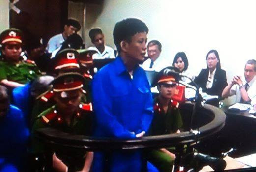 Phúc thẩm vụ Vinalines: Loay hoay ụ nổi hay tàu biển ảnh 1