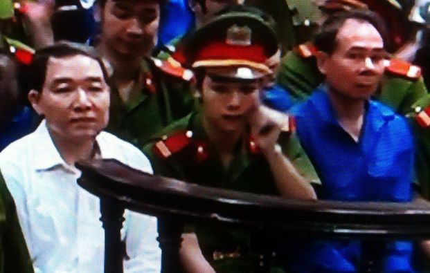 Dương Chí Dũng, Mai Văn Phúc khai nhận rượu ngoại, phong bì ảnh 8