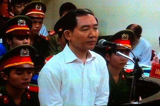 Dương Chí Dũng, Mai Văn Phúc khai nhận rượu ngoại, phong bì ảnh 7