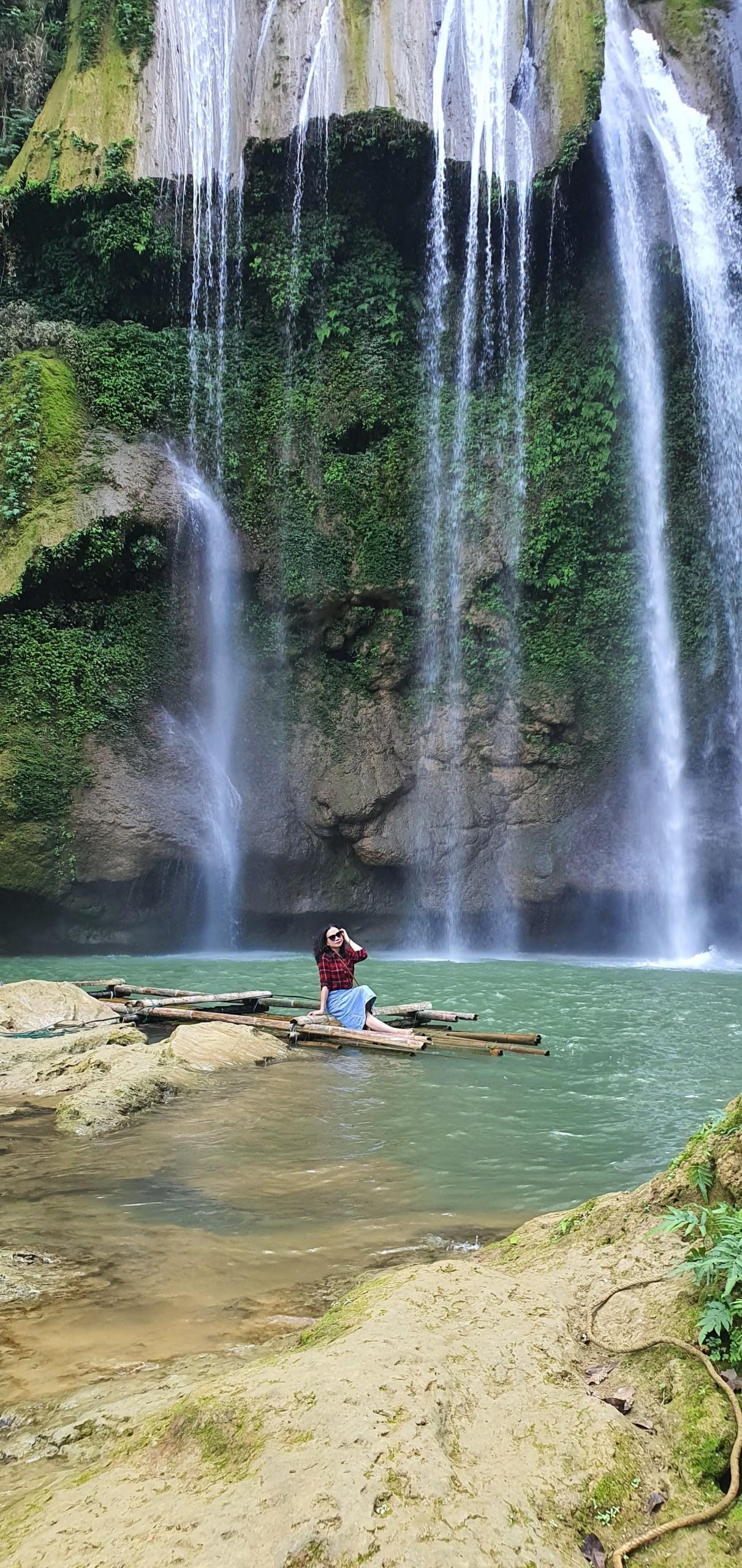 Thác Nàng Tiên, thác Bảy Tầng và thác Dải Yếm đẹp hoang sơ kỳ vĩ hút du khách.