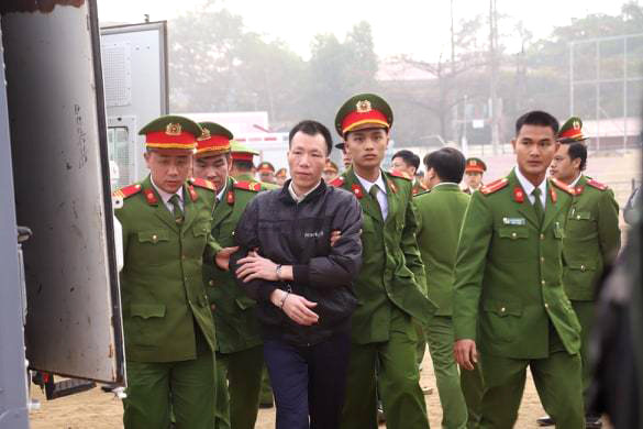 Các bị cáo đồng loạt 'chỉ điểm' kẻ chủ mưu, Bùi Văn Công 'phản cung' ảnh 14