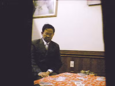 Nhân vật thứ ba trên sới bạc tại nhà ông Phi. Nhân vật thứ ba trên sới bạc tại nhà ông Phi