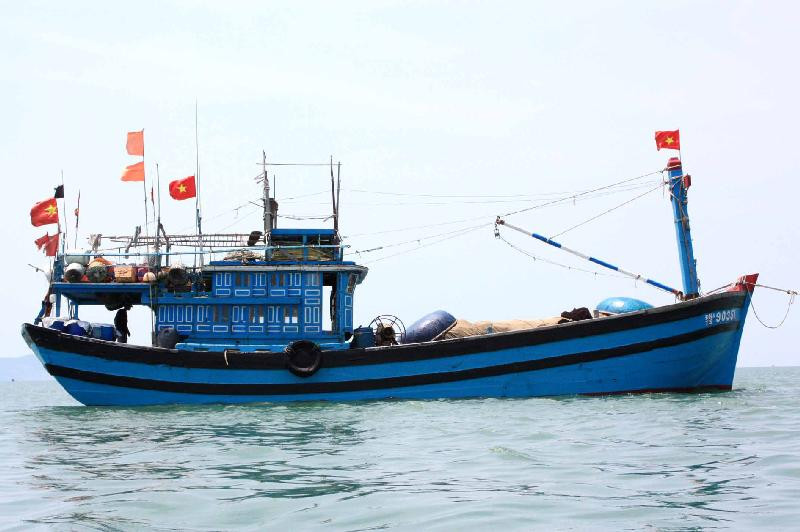 Tàu anh Chiến đánh bắt ở Hoàng Sa. Ảnh: Nam Cường. Tàu anh Chiến đánh bắt ở Hoàng Sa Ảnh: Nam Cường