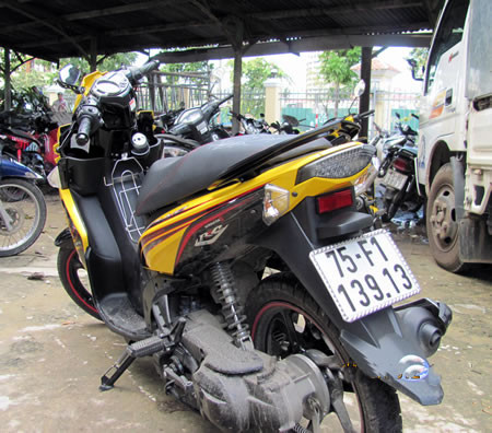 Chiếc xe Nouvo mà Hiếu chiếm đoạt tại nhà giữ xe Trường ĐHKH bị bắt quả tang