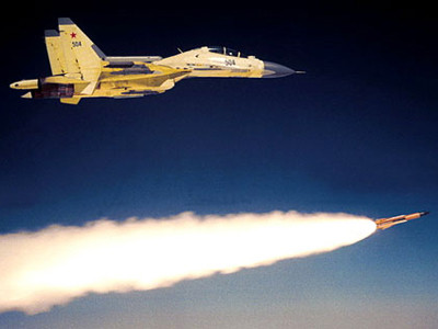 Tiêm kích Su-30 Không quân Nga phóng tên lửa Kh-31P