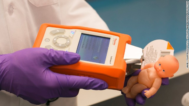 Các đồ chơi này đều chứa hóa chất độc hại làm ảnh hưởng tới sức khỏe . Các đồ chơi này đều chứa hóa chất độc hại làm ảnh hưởng tới sức khỏe