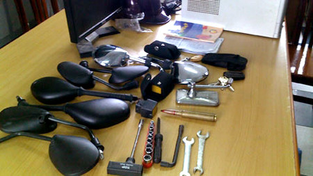 Tang vật thu được trong đường dây tiêu thụ xe gian.