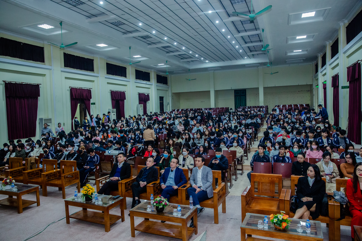 Chương trình thu hút sự quan tâm của hàng trăm sinh viên