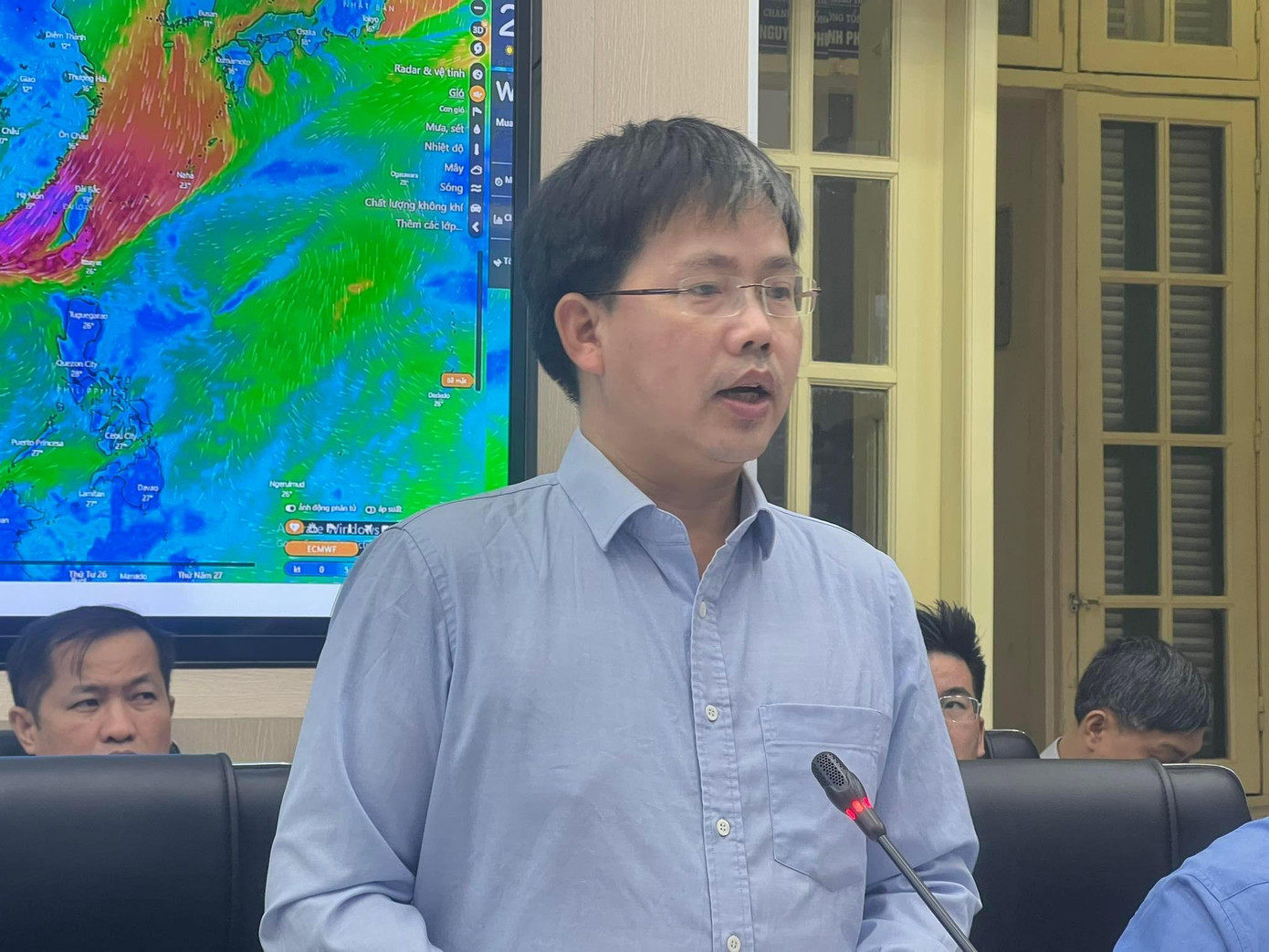 Ông Mai Văn Khiêm - Giám đốc Trung tâm khí tượng và Thủy văn quốc gia cho biết, bão số 6 gần như giữ nguyên cường độ khi vào biển Đông