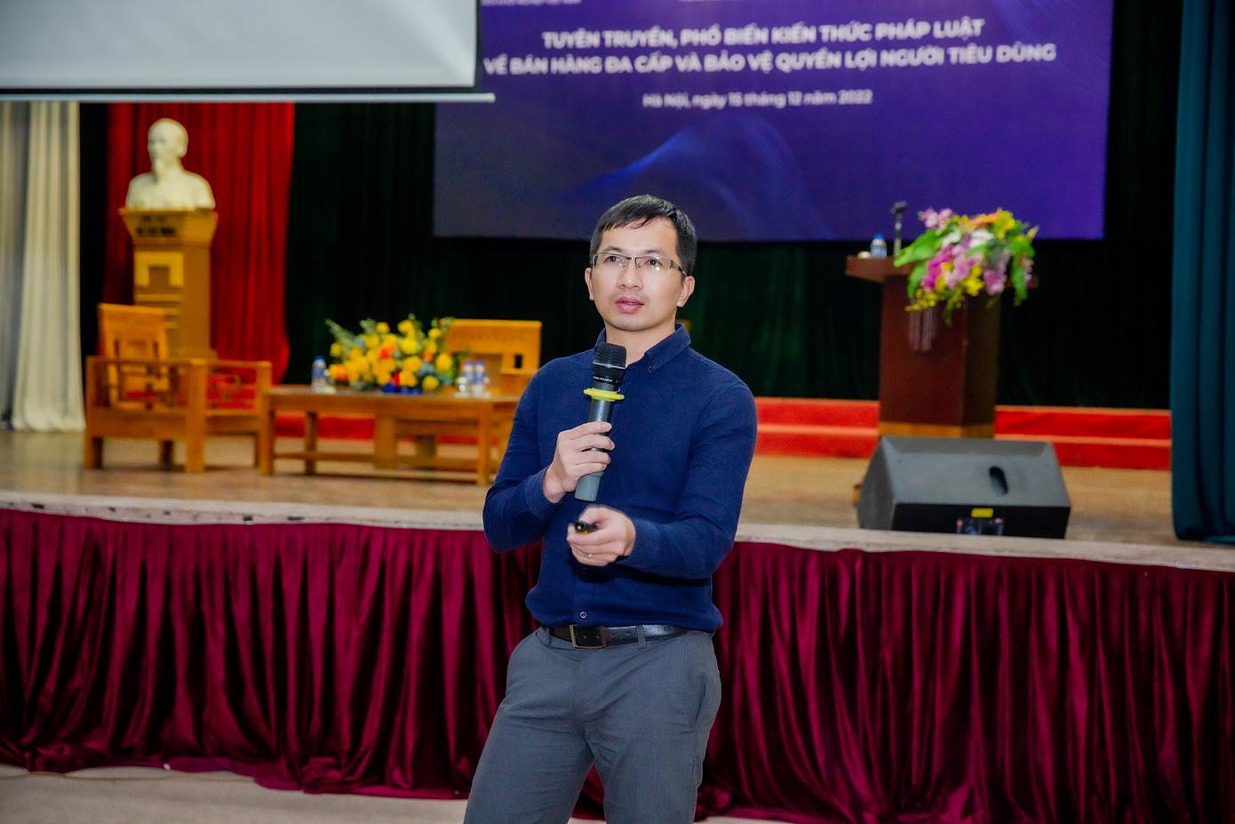 Ông Phạm Văn Cao, Phó trưởng phòng Điều tra và xử lý các hành vi cạnh tranh không lành mạnh chia sẻ tại chương trình