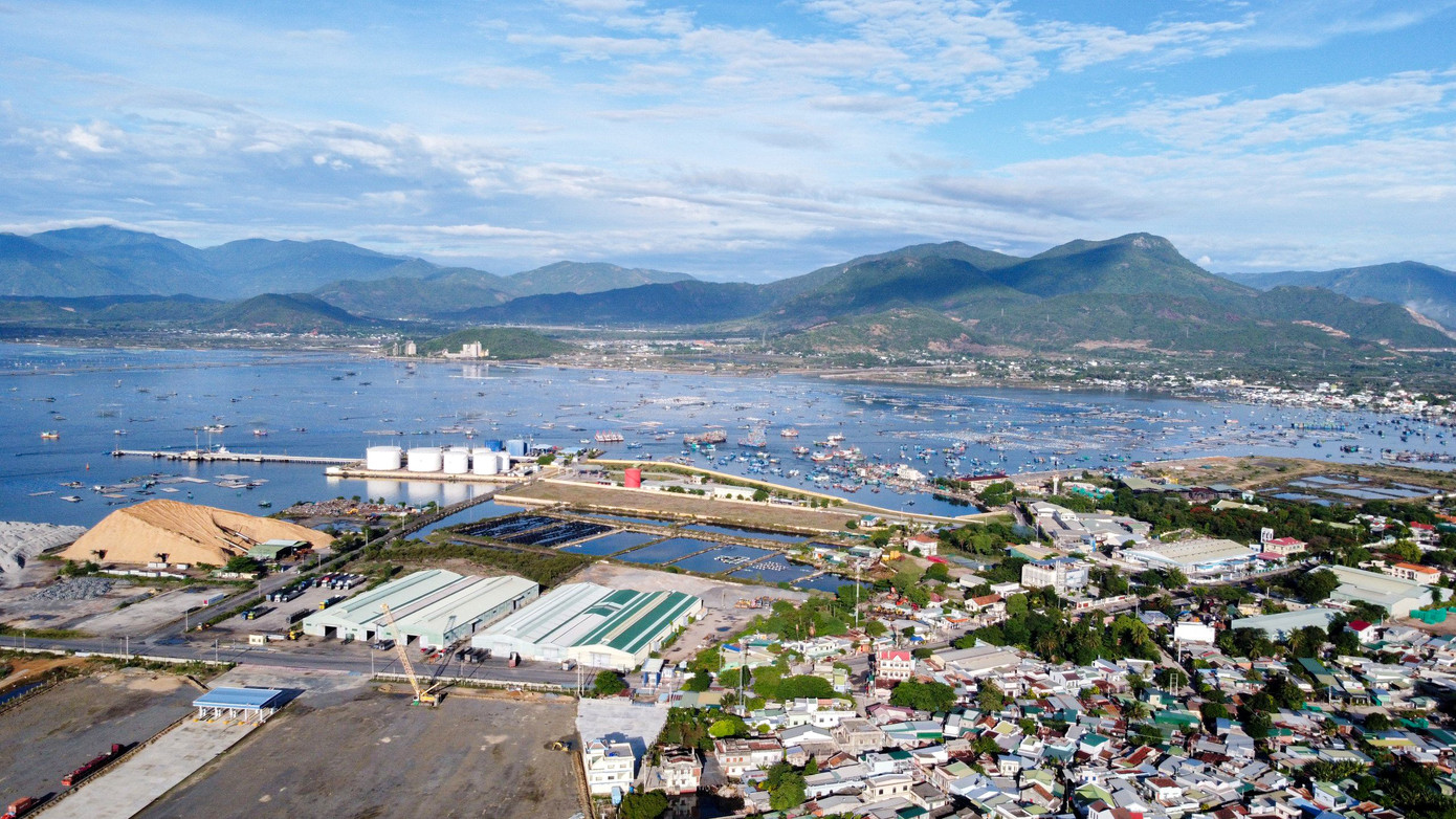 Một góc TP Cam Ranh - nơi xây dựng dự án Vinhomes Happy Home. (Ảnh: Xuân Hoát). Một góc TP Cam Ranh - nơi xây dựng dự án Vinhomes Happy Home. (Ảnh: Xuân Hoát).