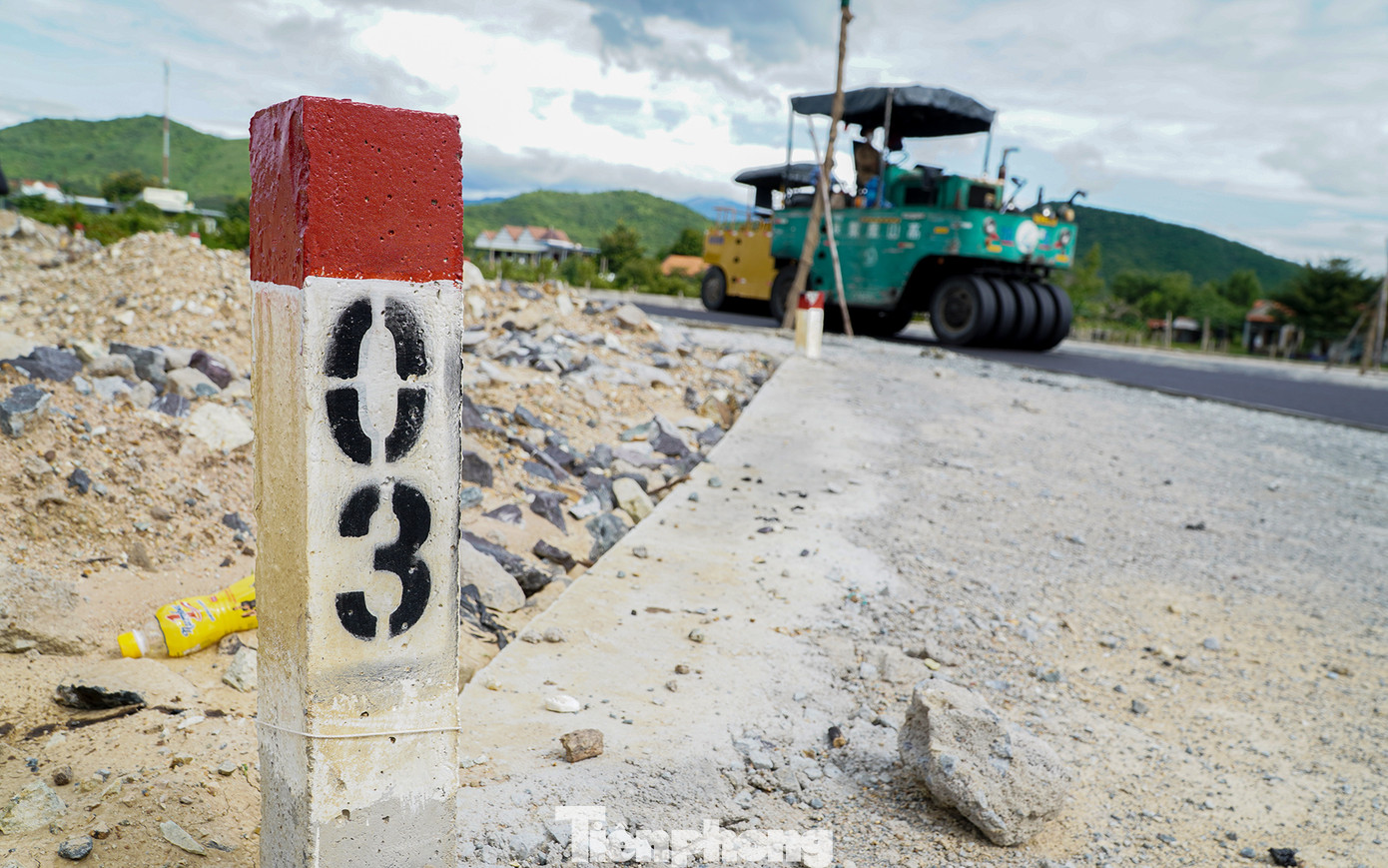 Khu tái định cư ở thôn Phước Lâm (xã Ninh Xuân, thị xã Ninh Hòa) vẫn chưa hoàn thành để bàn giao cho người dân trong diện tái định cư.