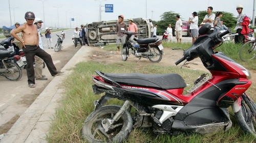 Chiếc Air Blade bị cướp cũng hư hỏng nặng