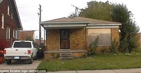 Căn nhà gần 2 phòng ngủ 1 phòng tắm này có giá chỉ 500 USD. Căn nhà gần 2 phòng ngủ 1 phòng tắm này có giá chỉ 500 USD