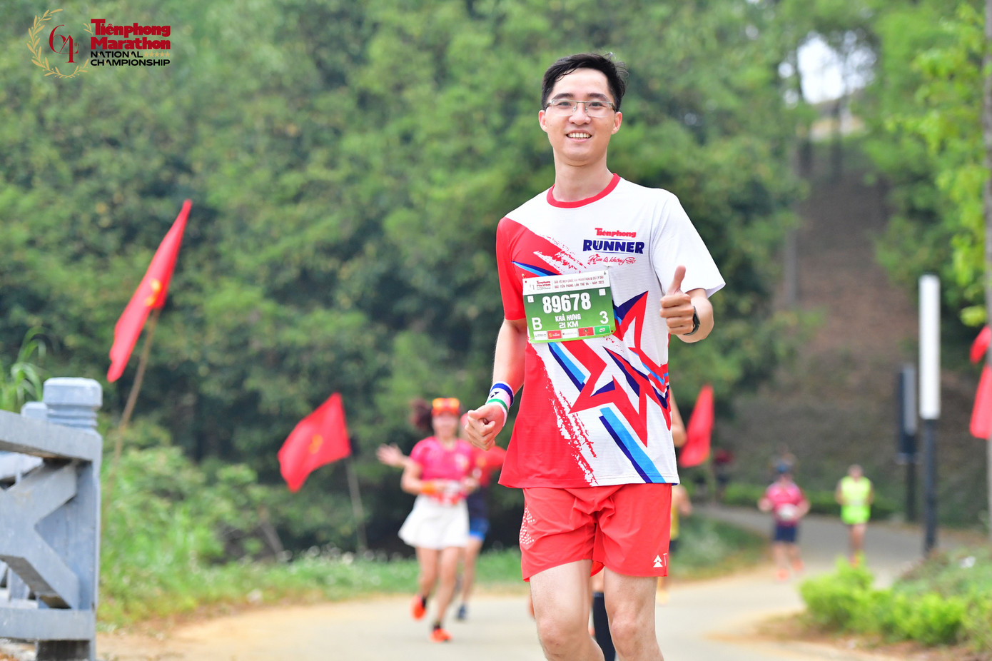 Từng có những phút xuống tinh thần nhưng sự cổ vũ nồng hậu của bà con Lai Châu dọc cung đường chạy đã tiếp thêm năng lượng cho các vận động viên. Cộng tác viên Khả Hưng (ban Tây Nguyên) chinh phục cung đường 21km.