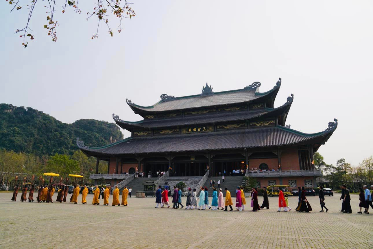 Cục Di sản khẳng định công trình chùa Tam Chúc mới không được xếp hạng, dù nằm trong vùng lõi cần khoanh vùng bảo vệ của quần thể danh thắng Tam Chúc. Cục Di sản khẳng định công trình chùa Tam Chúc mới không được xếp hạng, dù nằm trong vùng lõi cần khoanh vùng bảo vệ của quần thể danh thắng Tam Chúc.