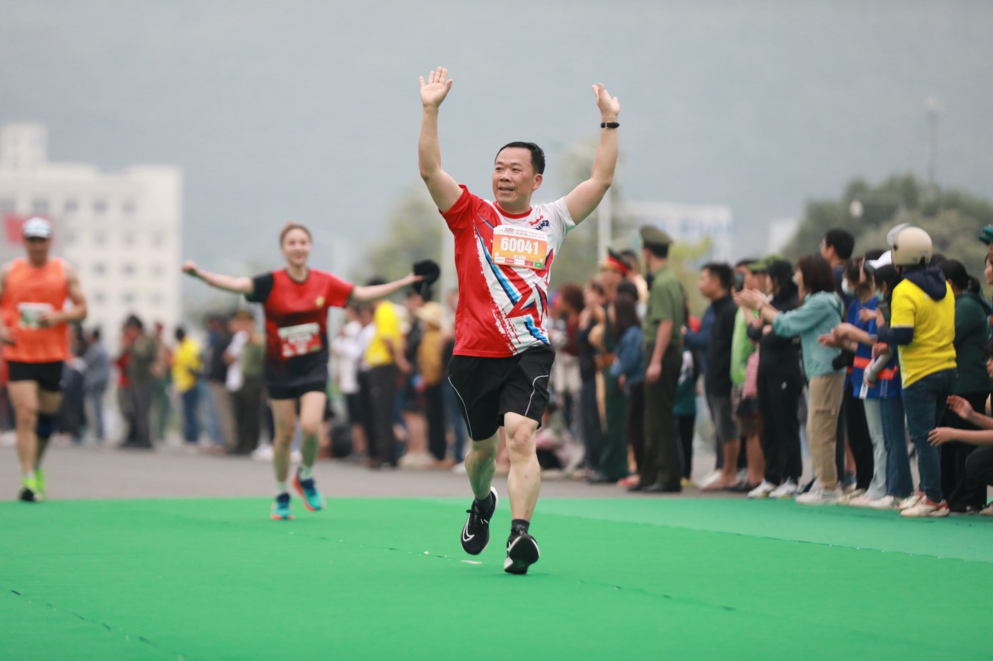 Nhà báo Nguyễn Minh Tuấn, Phó tổng Thư ký tòa soạn báo Tiền Phong lần đầu chạy ở Tiền Phong Marathon.