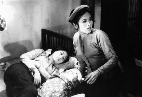 Sao tháng Tám do NSND Trần Đắc, đạo diễn Đức Hoàn thực hiện, quy tụ dàn nghệ sĩ: Thanh Tú, Đức Hoàn, Dũng Nhi. Sao tháng Tám do NSND Trần Đắc, đạo diễn Đức Hoàn thực hiện, quy tụ dàn nghệ sĩ: Thanh Tú, Đức Hoàn, Dũng Nhi.