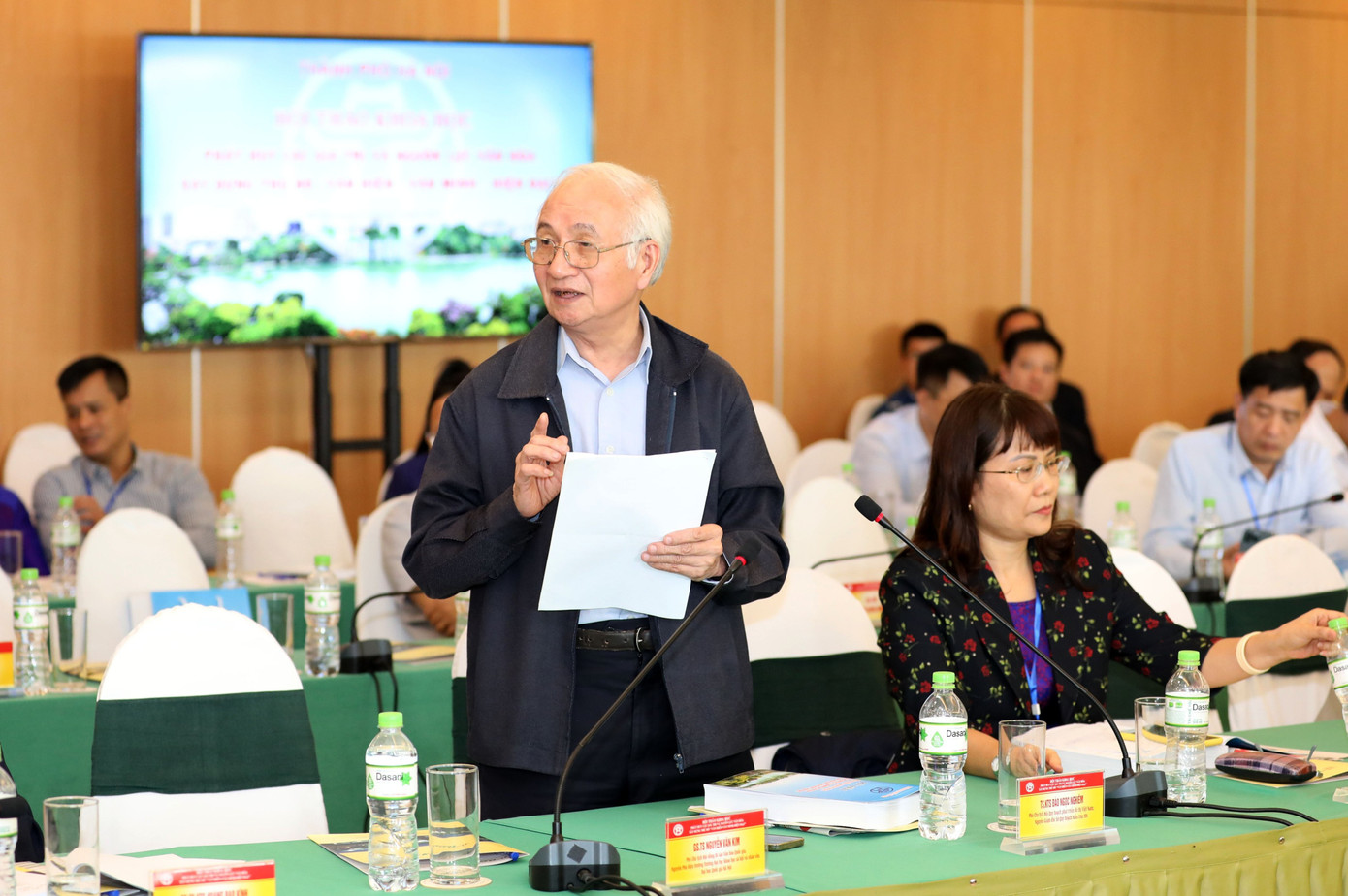 Nguyên Giám đốc Sở Quy hoạch- Kiến trúc Hà Nội Đào Ngọc Nghiêm cần nhận diện quỹ di sản Hà Nội. Nguyên Giám đốc Sở Quy hoạch- Kiến trúc Hà Nội Đào Ngọc Nghiêm cần nhận diện quỹ di sản Hà Nội.