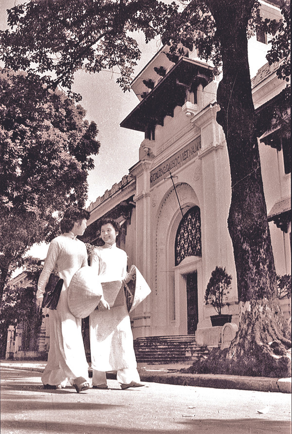 Sinh viên Đại học Tổng hợp (1964)
