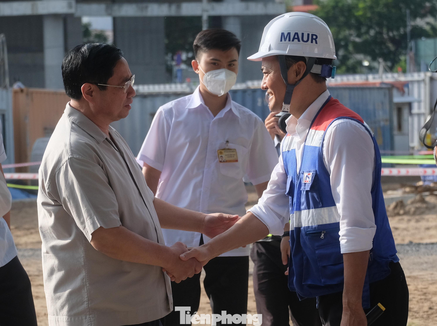 Trong chương trình làm việc tại TPHCM, sáng 27/7, Thủ tướng Phạm Minh Chính và đoàn công tác đi kiểm tra tiến độ dự án tuyến đường sắt đô thị Metro Bến Thành - Suối Tiên. Trong ảnh: Thủ tướng thị sát tại nhà ga trung tâm Bến Thành.