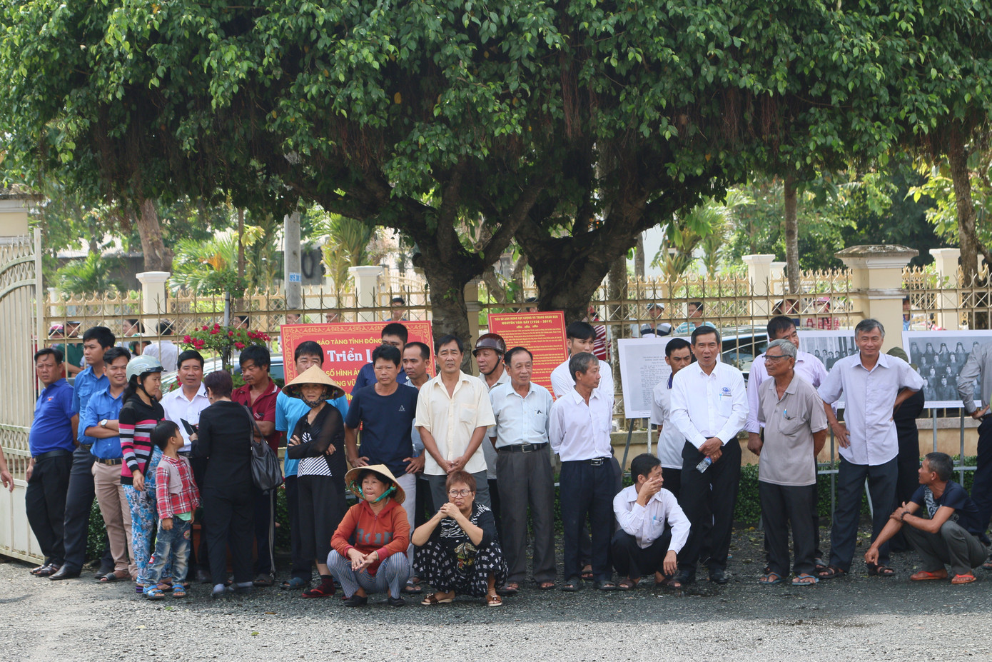Lưu luyến tiễn đưa Anh hùng phi công Nguyễn Văn Bảy về với đất mẹ ảnh 6