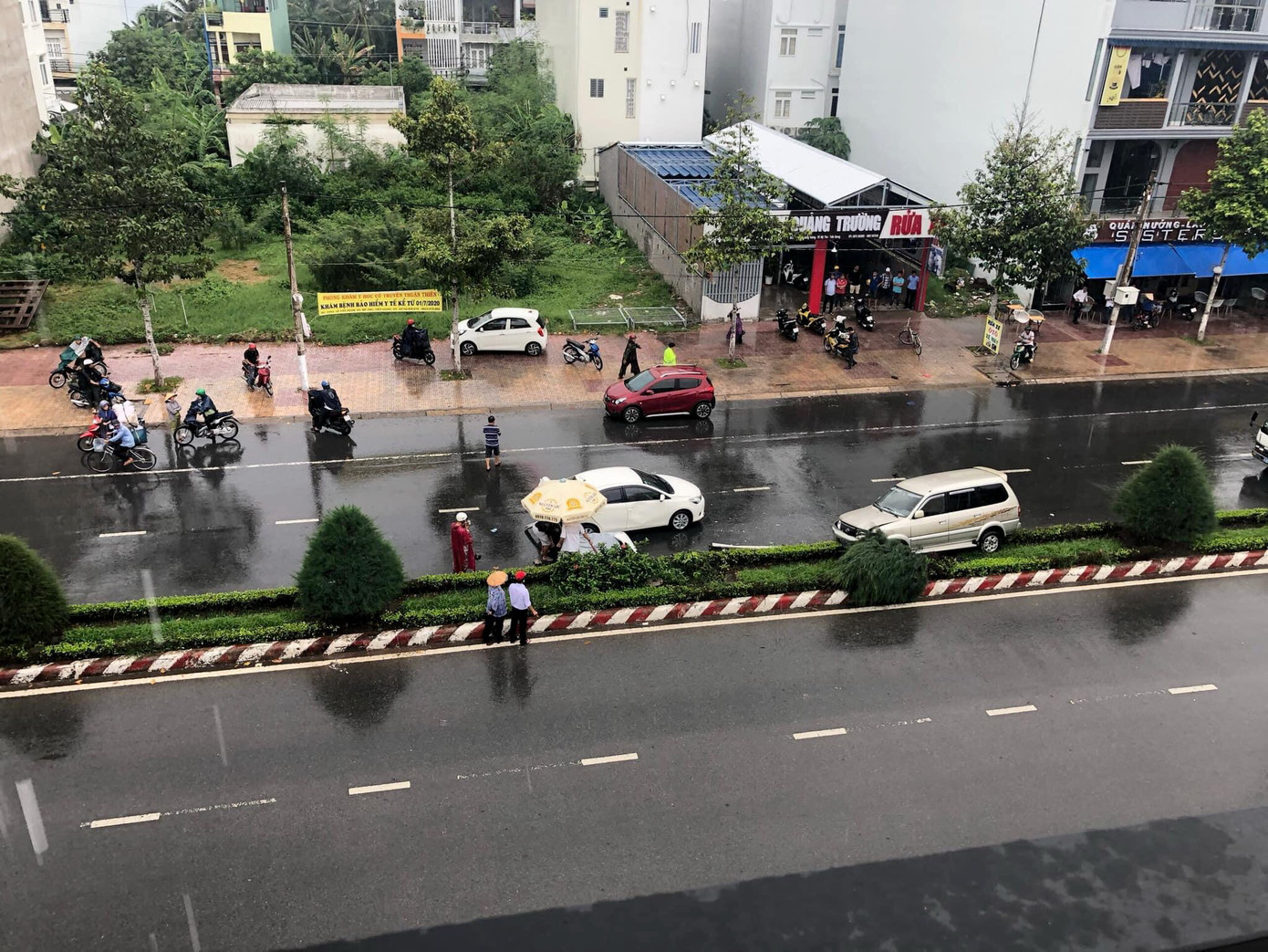 Nhân viên rửa xe tông chết người trong lúc hành nghề ảnh 1